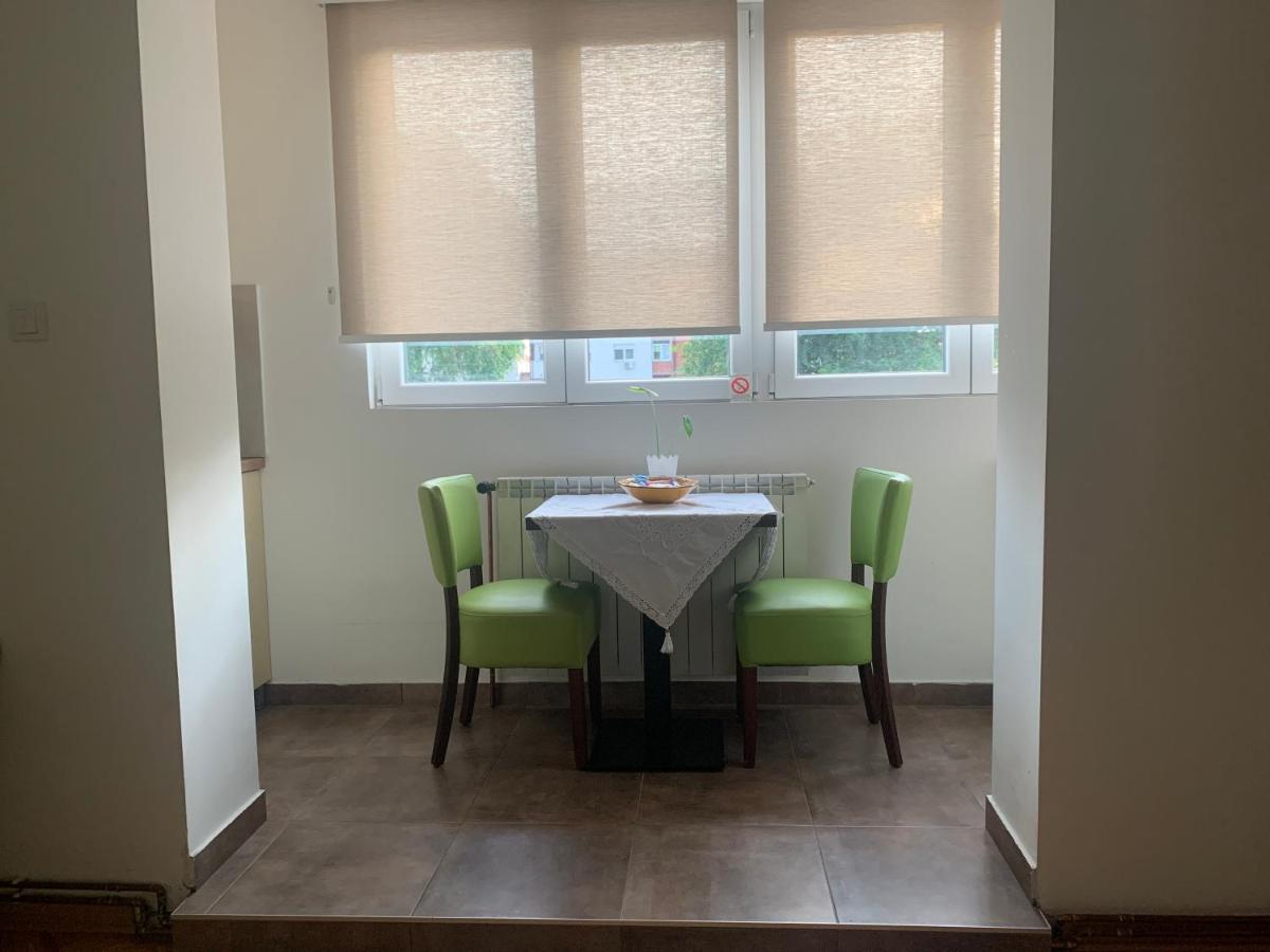 Apartman Fuerte 2 Belgrad Zewnętrze zdjęcie